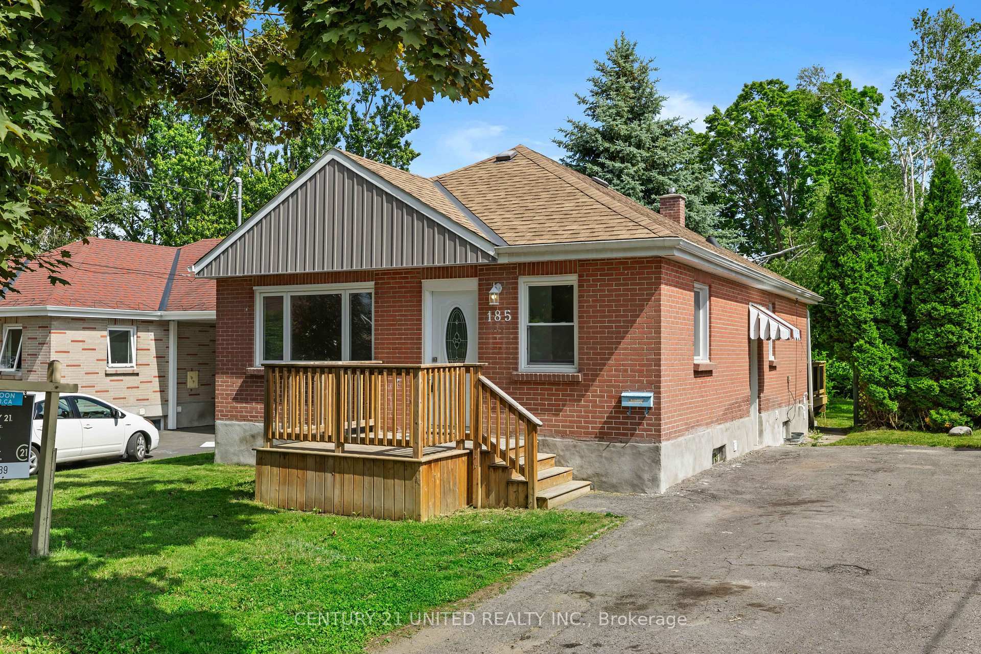 185 Dumble Avenue  Peterborough North ON K9H 5B3 photo