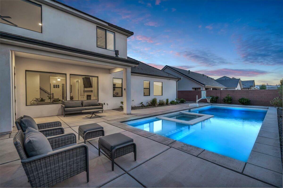 Property Photo: 529 E 4290 S UT 84780