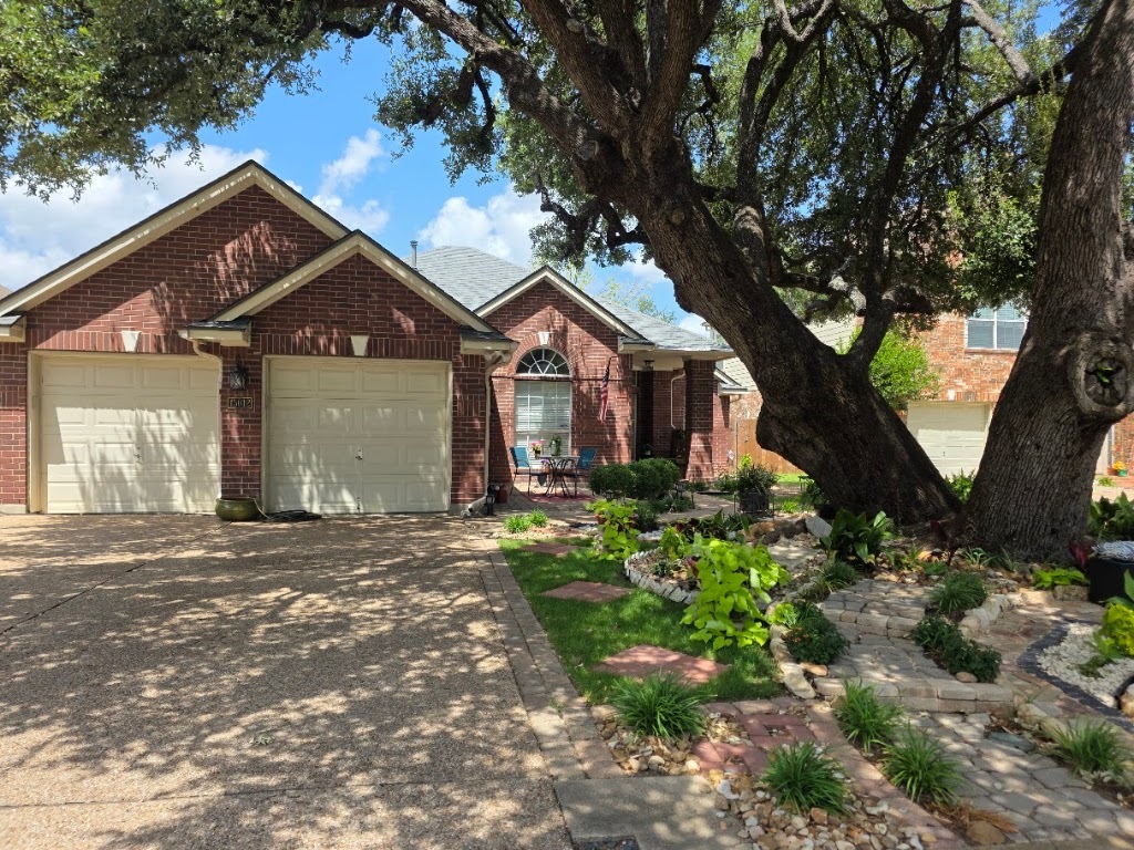 Property Photo: 15012 Galena Drive TX 78717