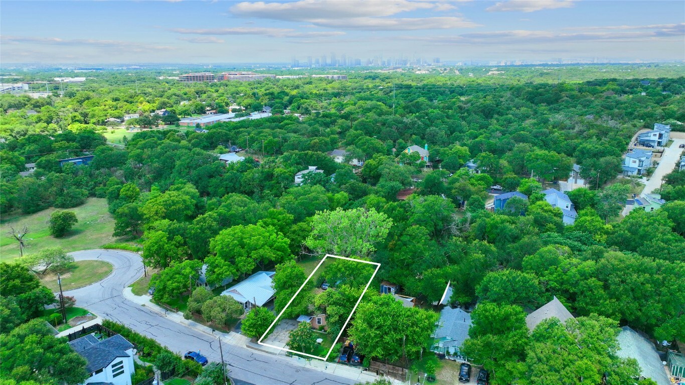Property Photo:  1114 Eleanor Street  TX 78721 