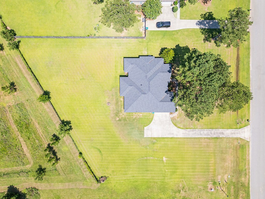 Property Photo:  122 Live Oak Drive  GA 31763 