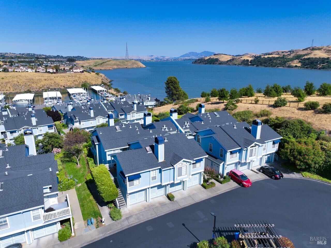 Property Photo:  911 Point Reyes Court 4  CA 94591