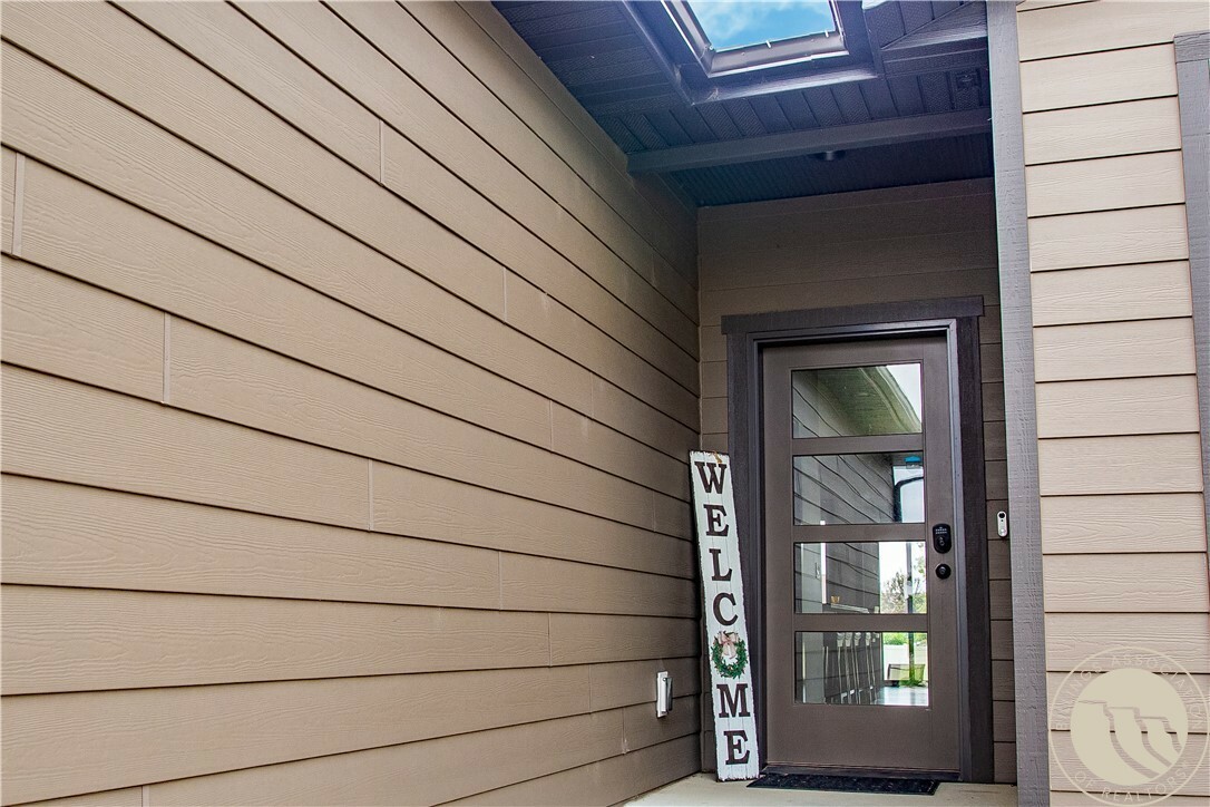 Property Photo: 2454 Greenbriar Road MT 59105