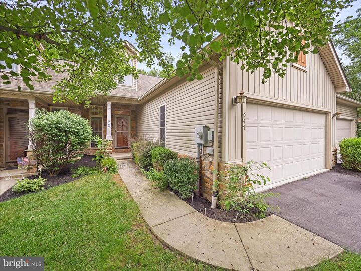 947 Quail Run Drive Drive  Waynesboro PA 17268 photo