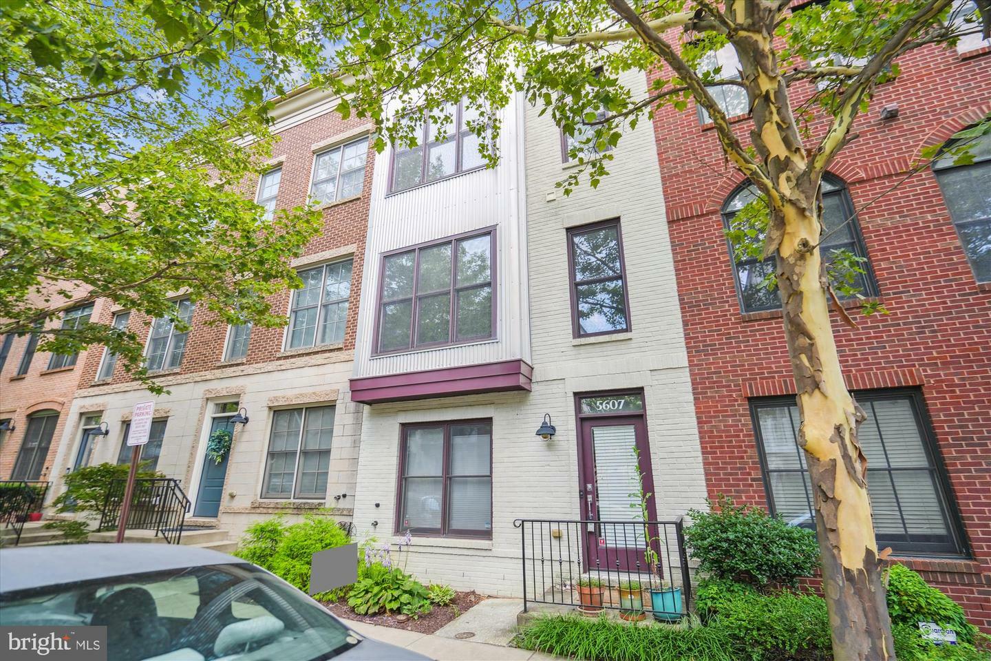 Property Photo:  5607 44th Avenue  MD 20781 