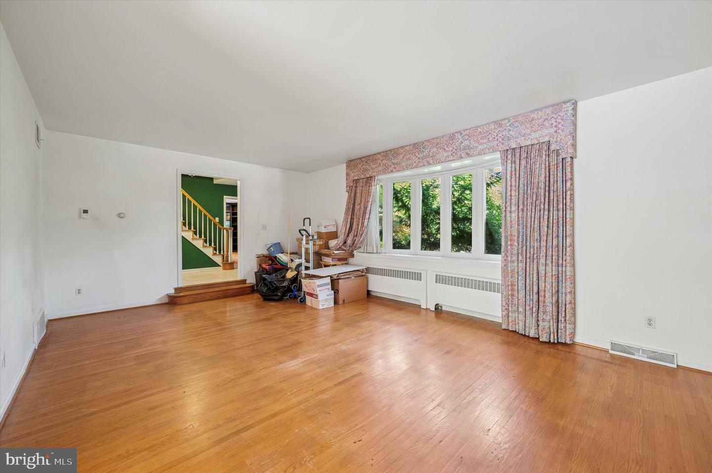 Property Photo: 26 N Edmonds Avenue PA 19083