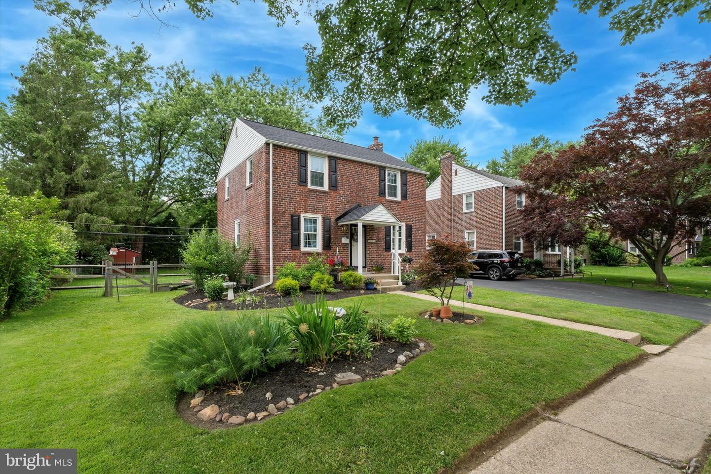 2530 Woodleigh Road  Havertown PA 19083 photo