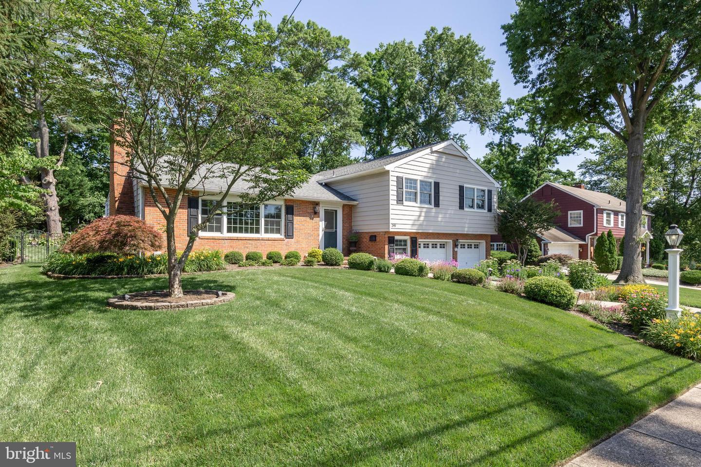 Property Photo: 295 Crescent Avenue NJ 08057