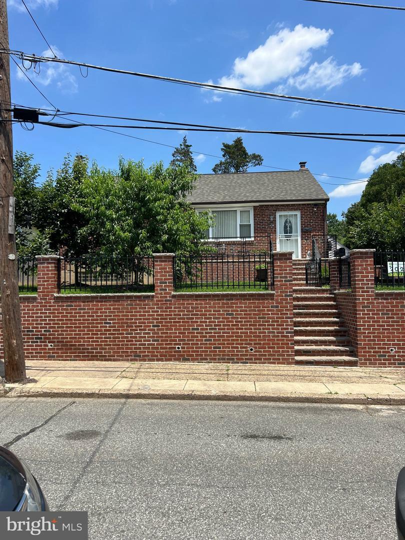 1431-35 Vista Street  Philadelphia PA 19111 photo