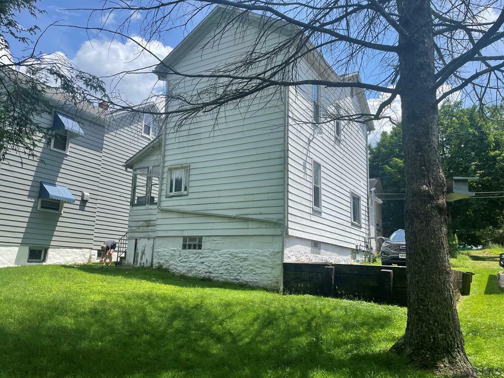 Property Photo: 214 Gable St. PA 15906