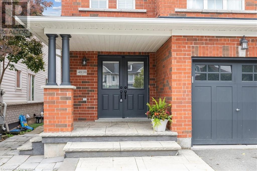 Property Photo: 4810 Capri Crescent ON L7M 0H5