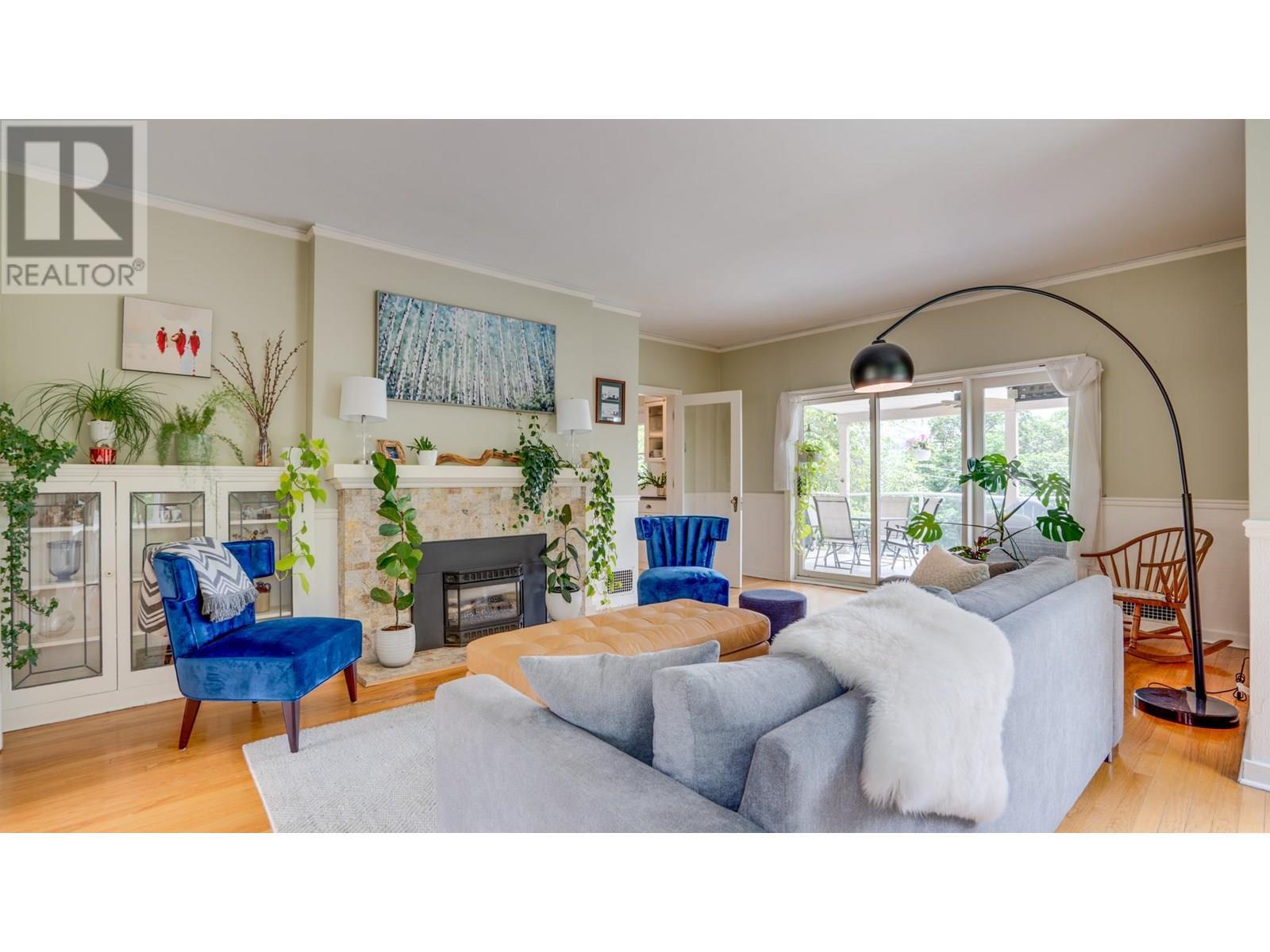Photo de la propriété:  2302 23 Avenue  BC V1T 1J7 