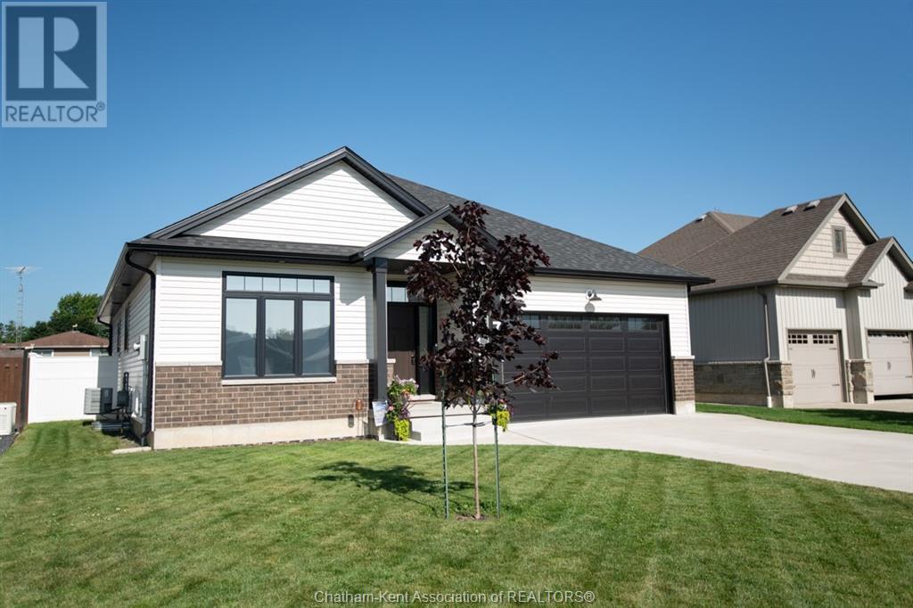 Property Photo: 7 Venture Crescent ON N0P 1M0