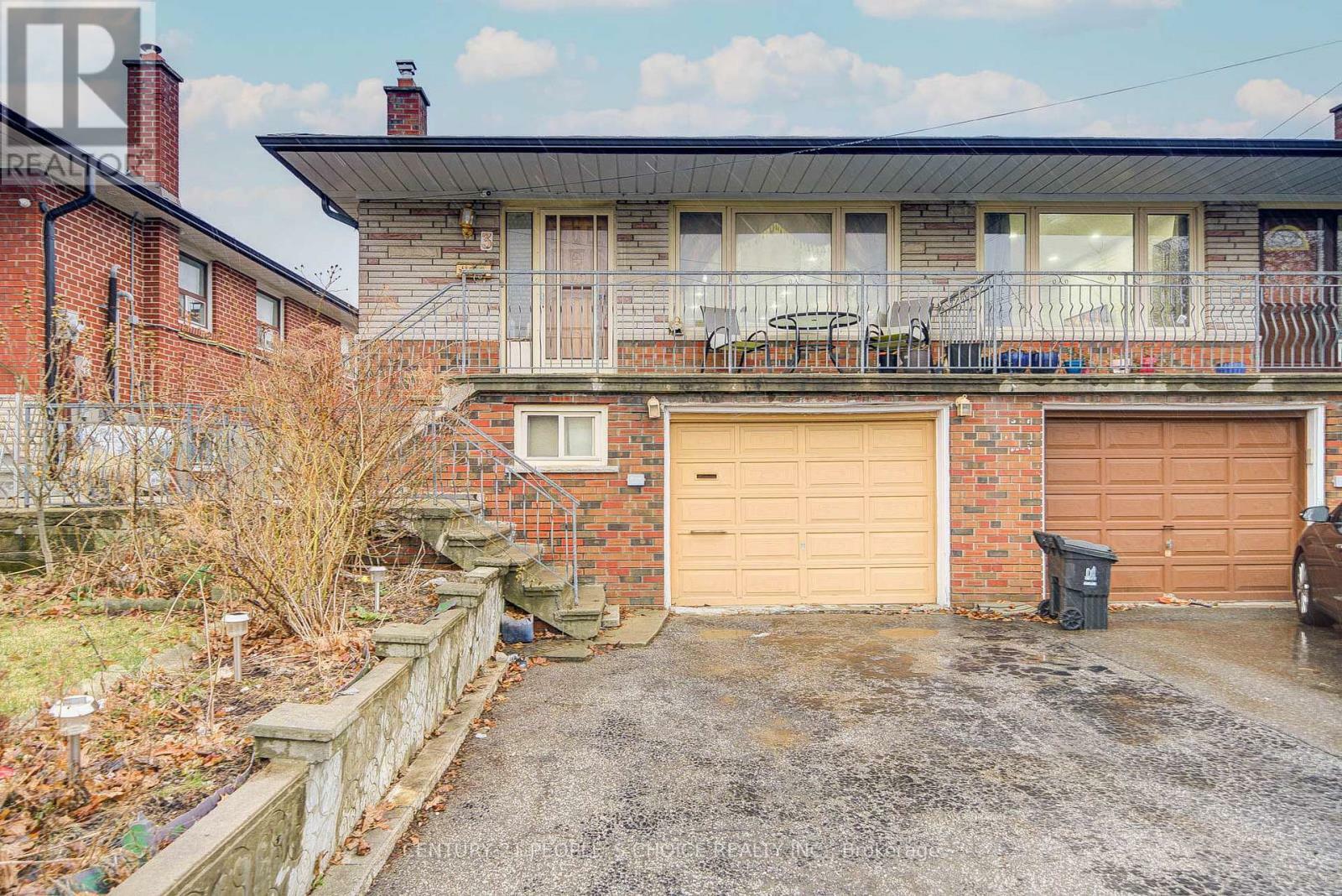Property Photo: 3 Lakeland Drive ON M9V 1M8