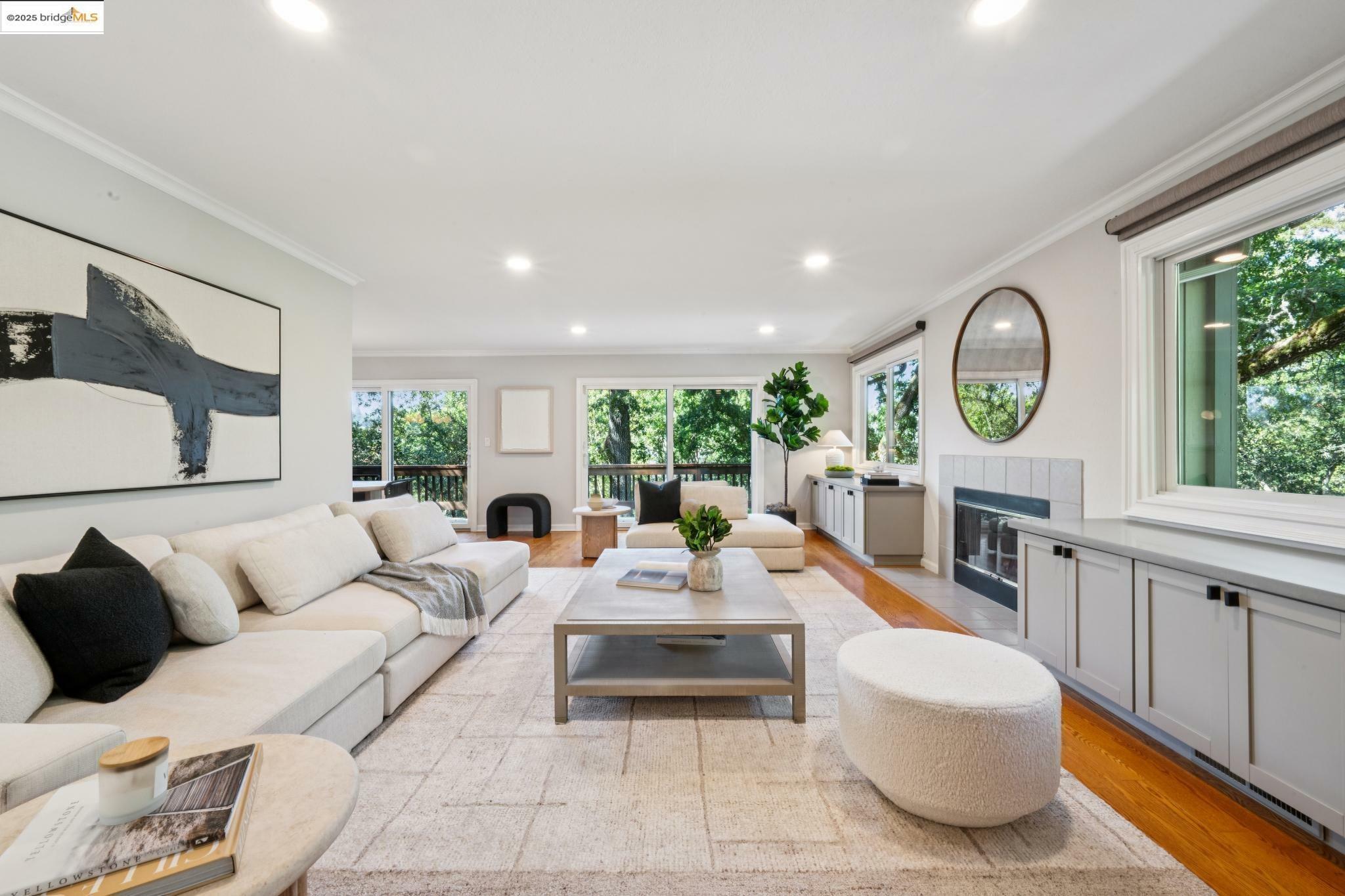 Property Photo: 3721 Highland Ct CA 94549
