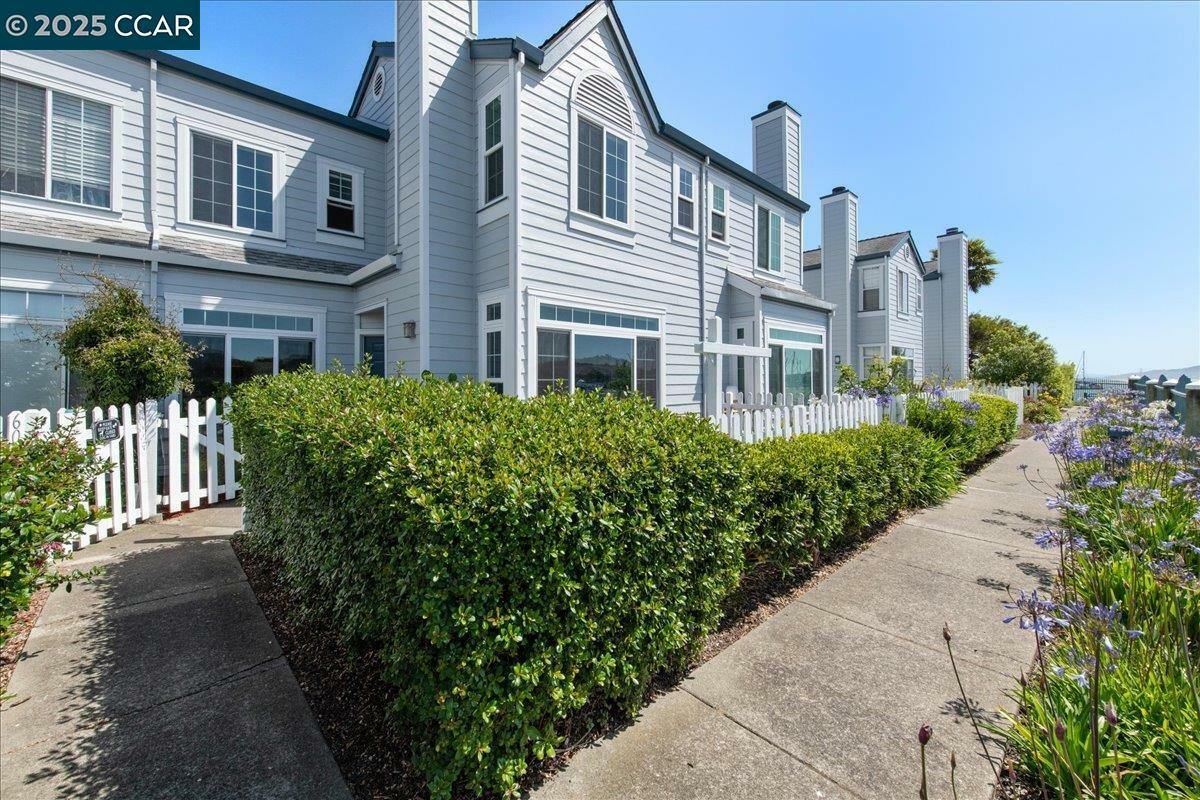 Property Photo:  609 Commodore Dr  CA 94804 