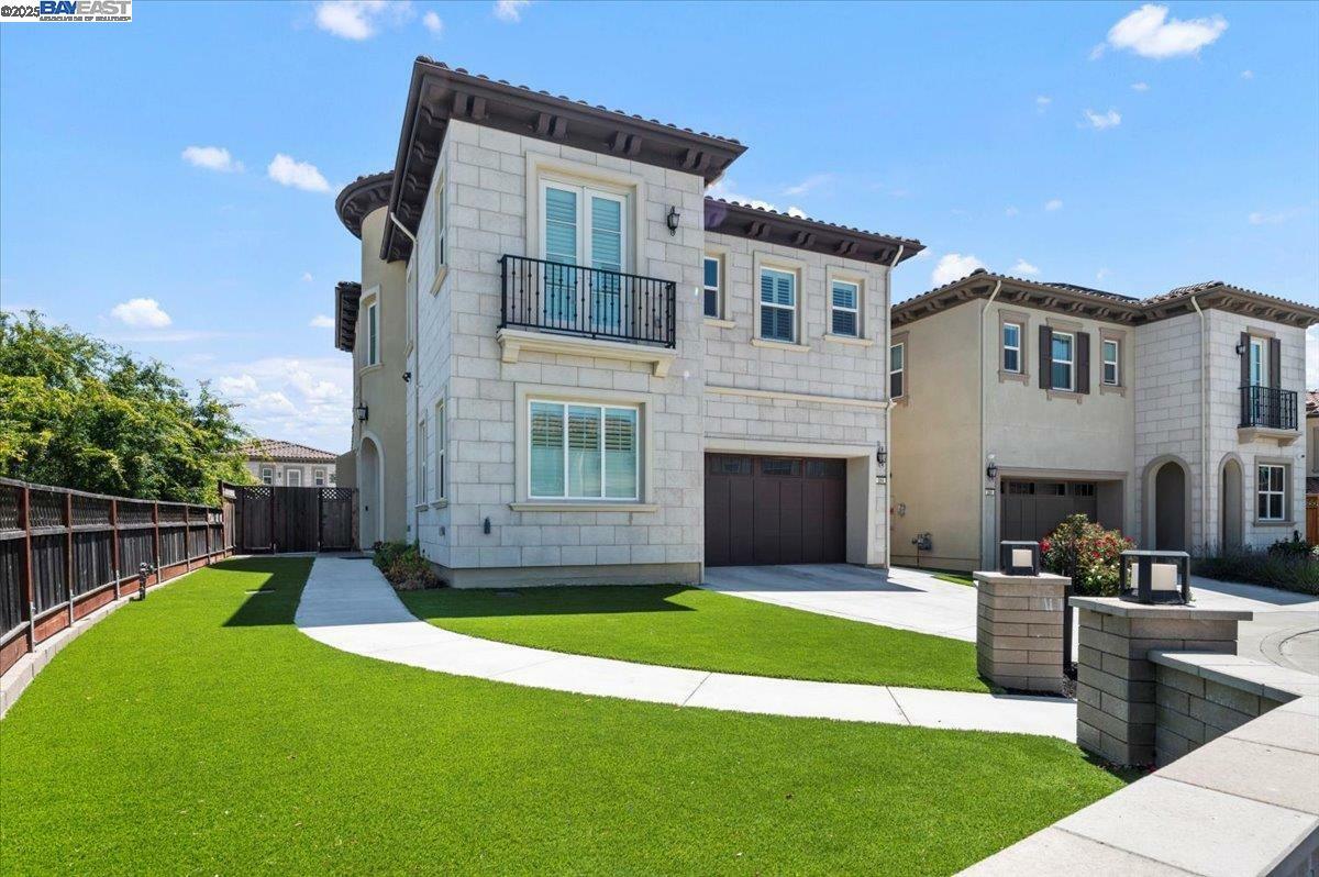 Property Photo:  264 Zinnia Ct  CA 94582 