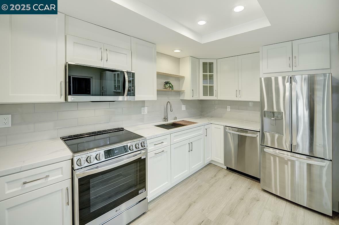 Property Photo: 1115 Running Springs Rd 5 CA 94595