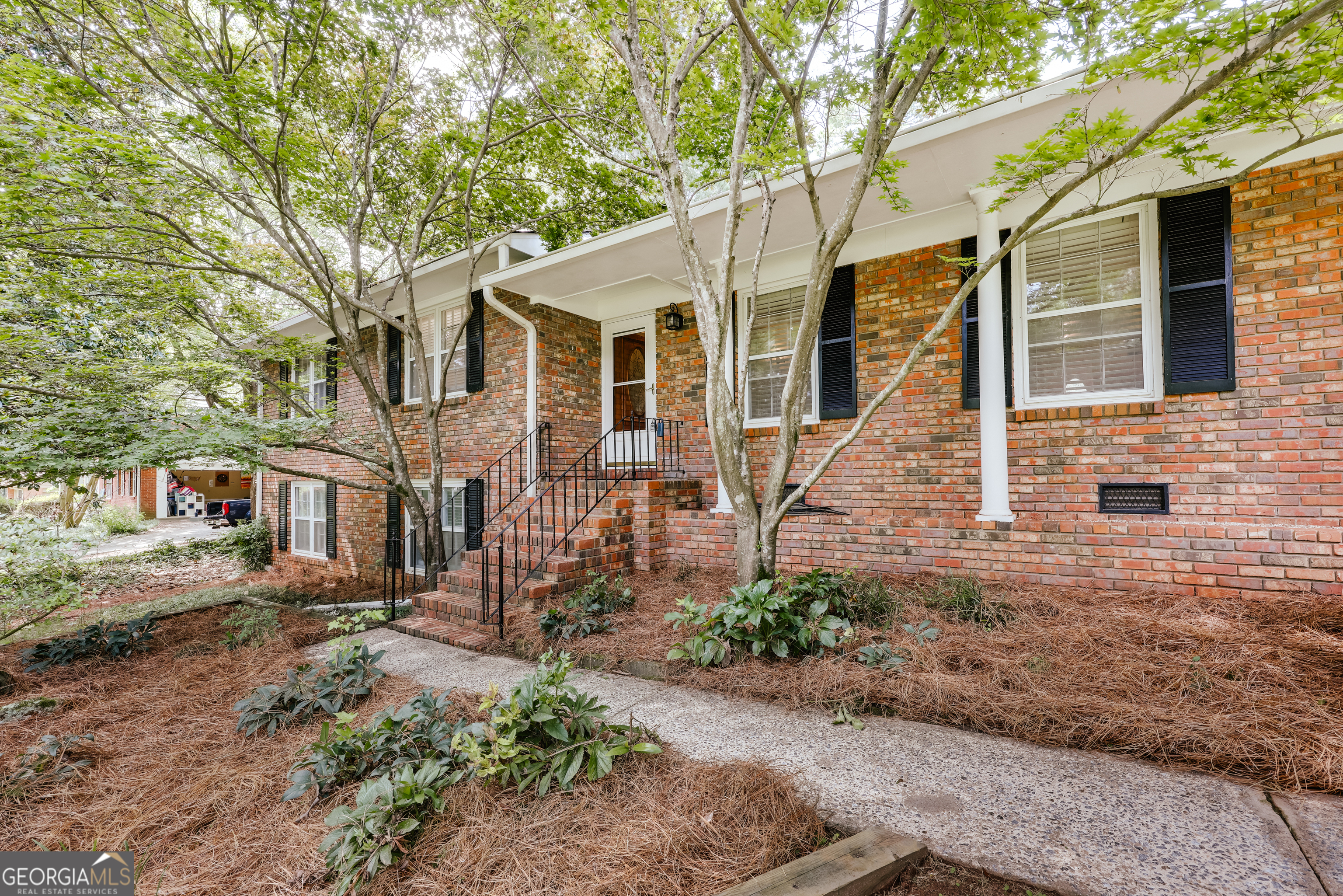Property Photo: 250 Ponderosa Drive GA 30605