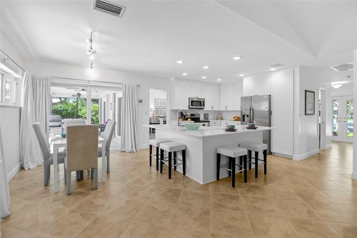 Property Photo:  250 Deer Creek Woodlake Ln  FL 33442 