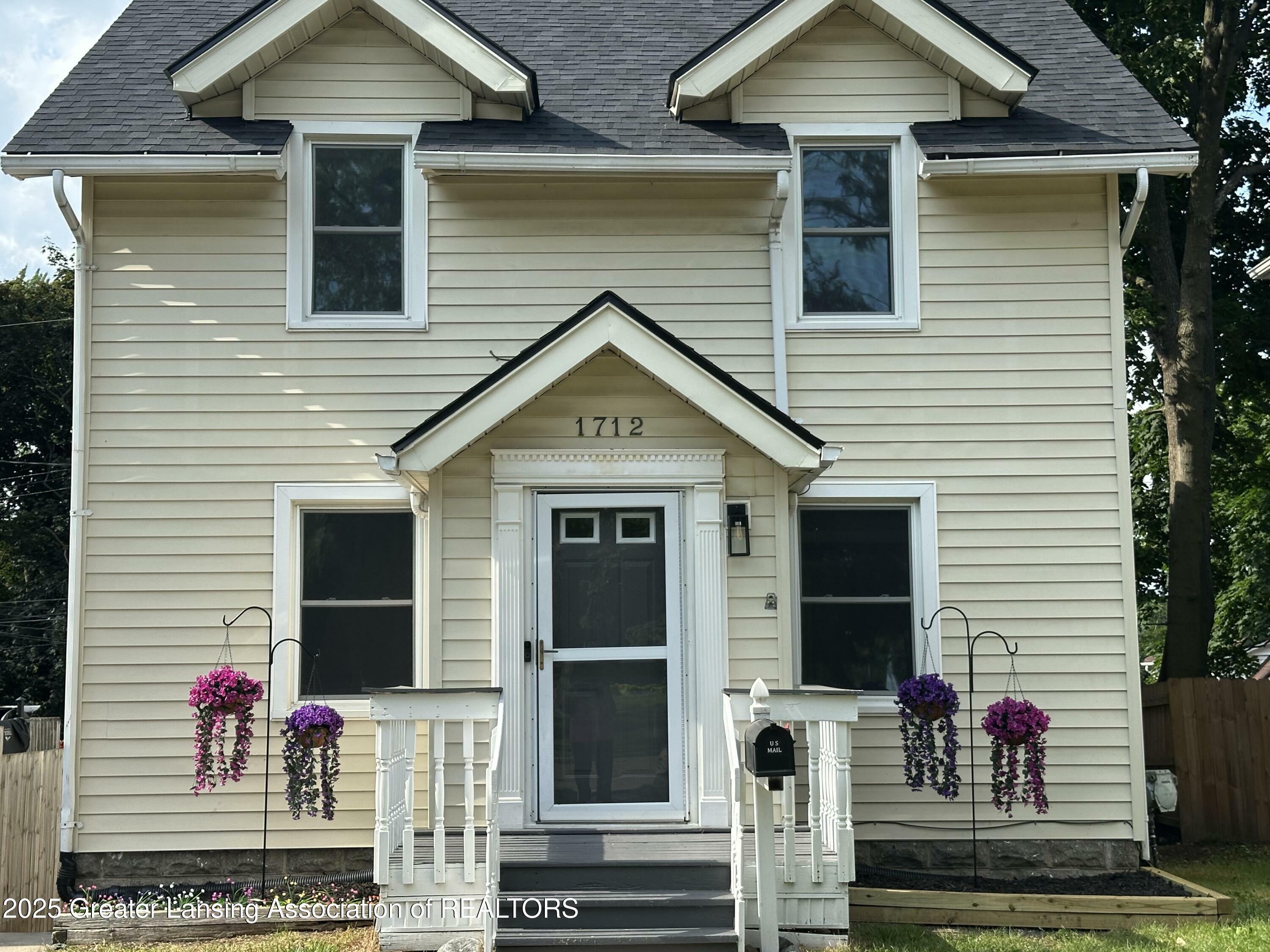1712 Osborn Road  Lansing MI 48915 photo