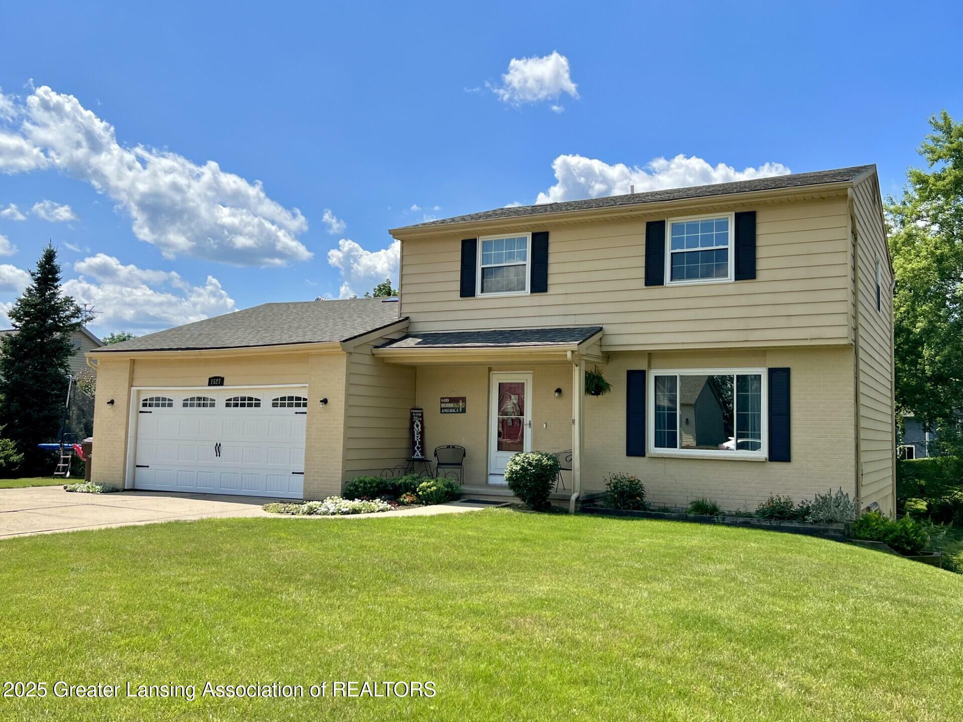 Property Photo:  1527 Lindy Drive  MI 48917 