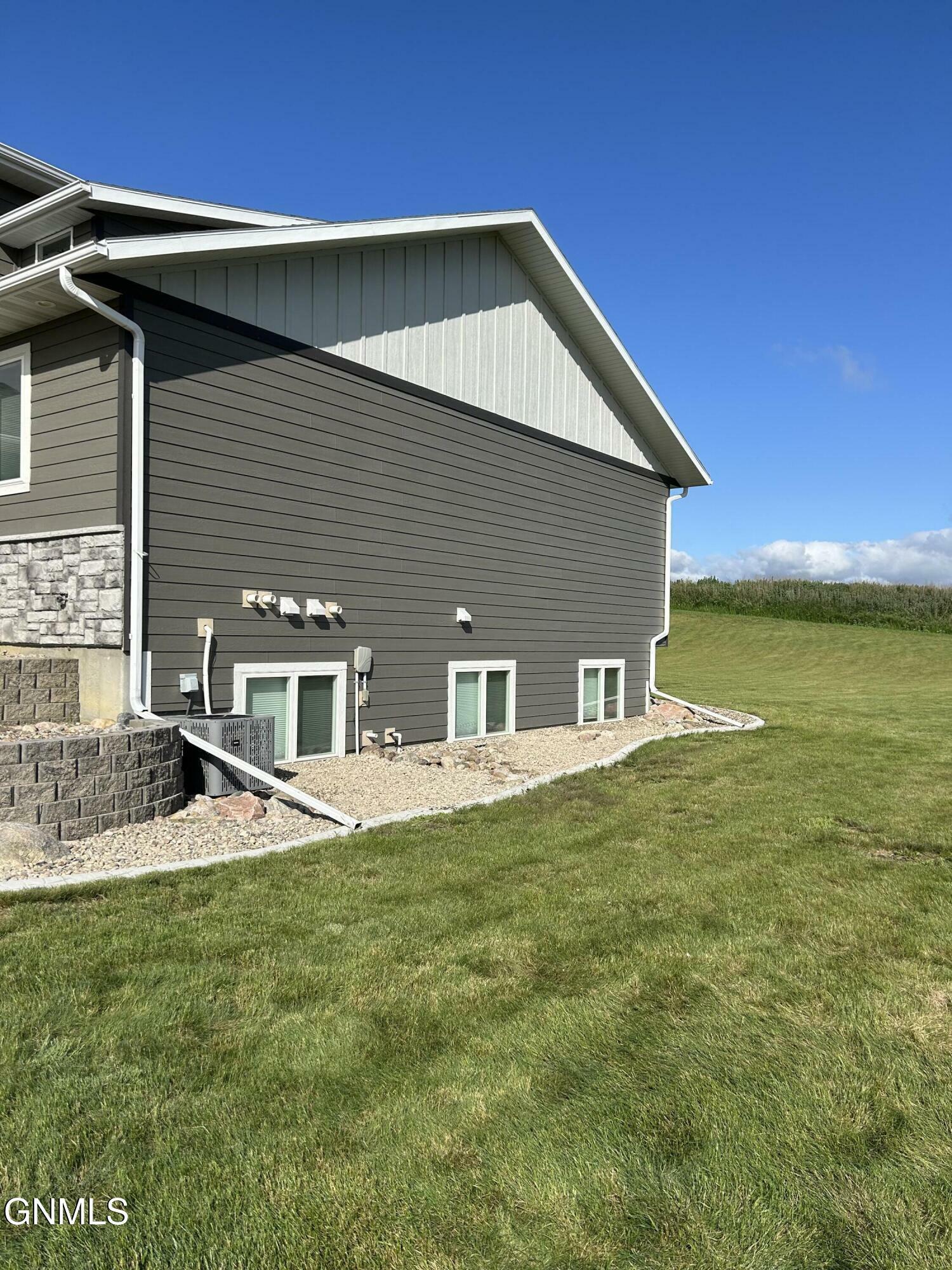 Property Photo:  14868 Paniolo Way  ND 58503 