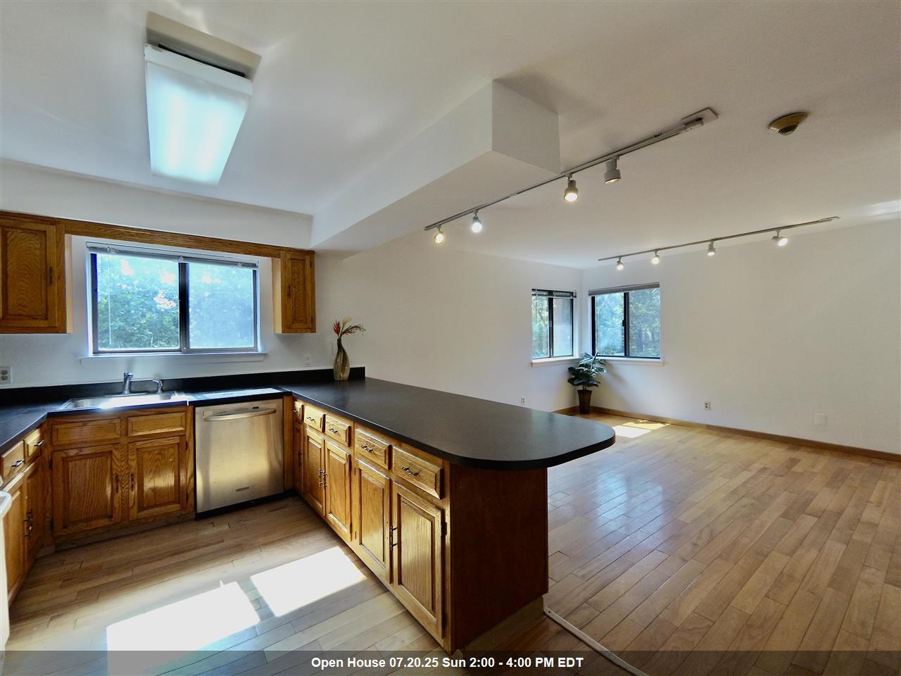 380 Whimbrel Lane  Secaucus NJ 07094 photo