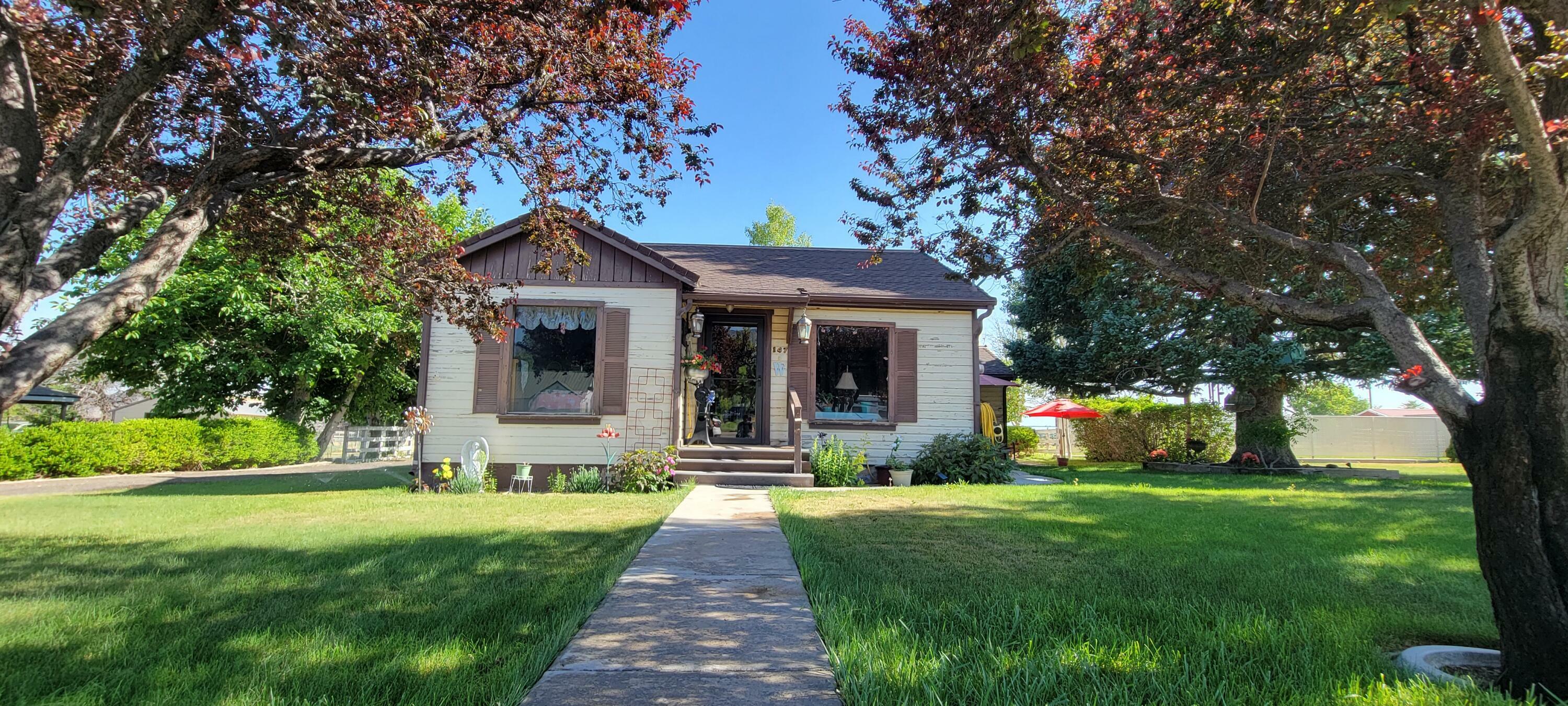 Property Photo:  147 E Main St  UT 84772 