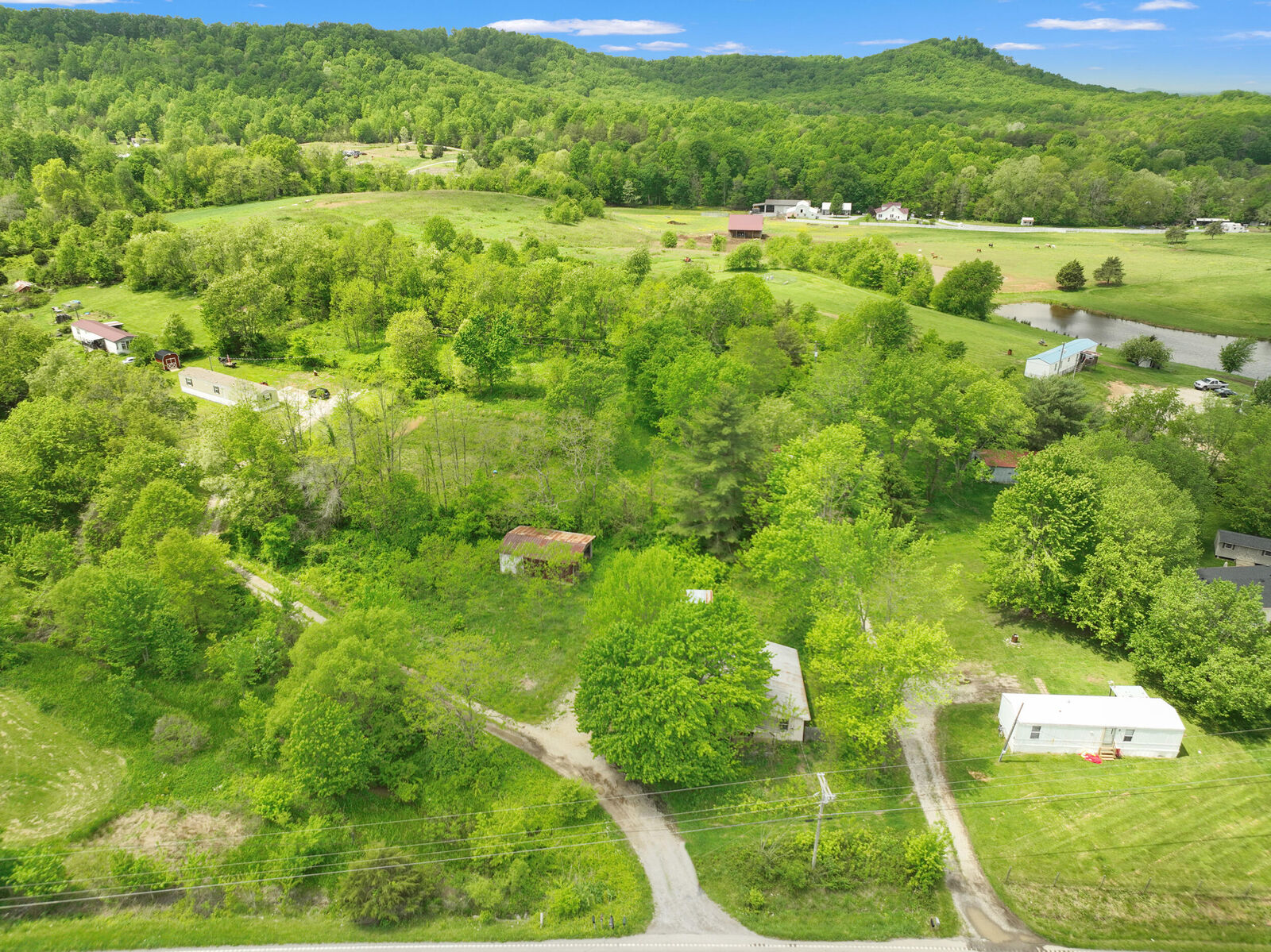 Property Photo:  2015 Highway 39 S  KY 40419