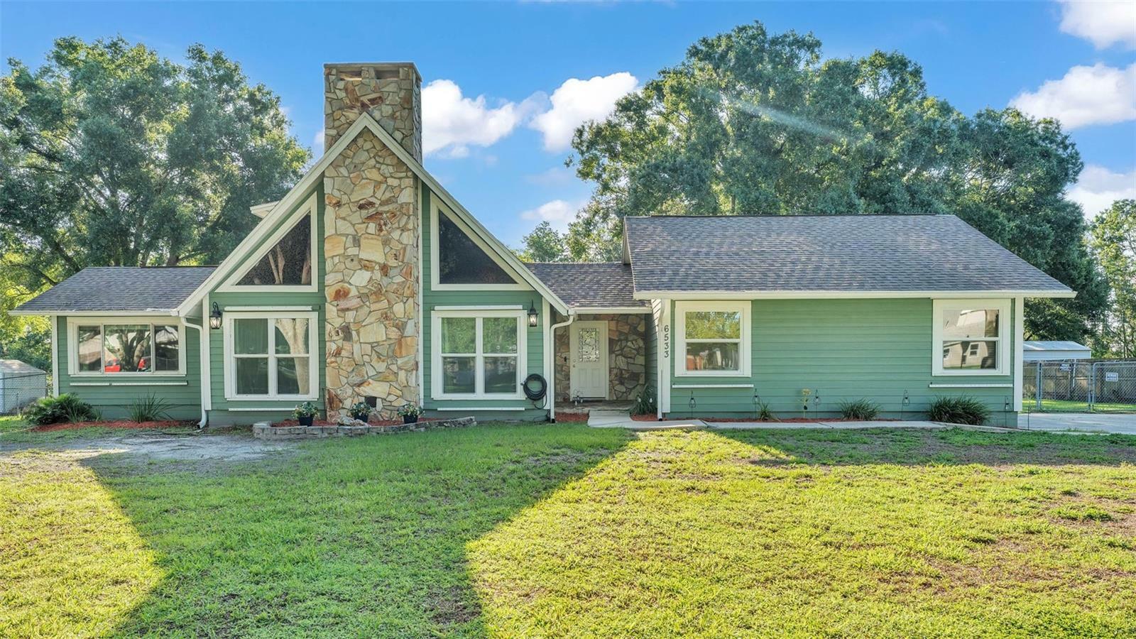 Property Photo:  6533 Angus Drive  FL 33810 