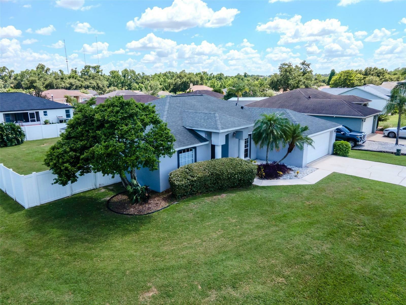Property Photo: 2869 Hickory Ridge Drive FL 33813