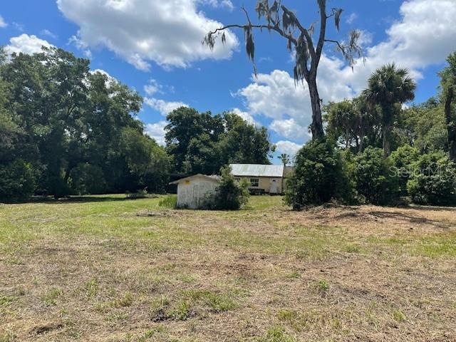 Property Photo: 31520 Colby Place FL 32776