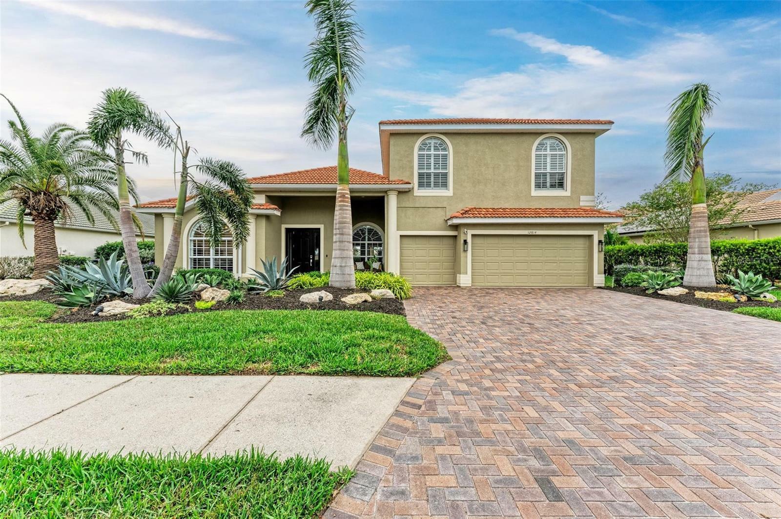 Property Photo:  12814 Daisy Place  FL 34212 