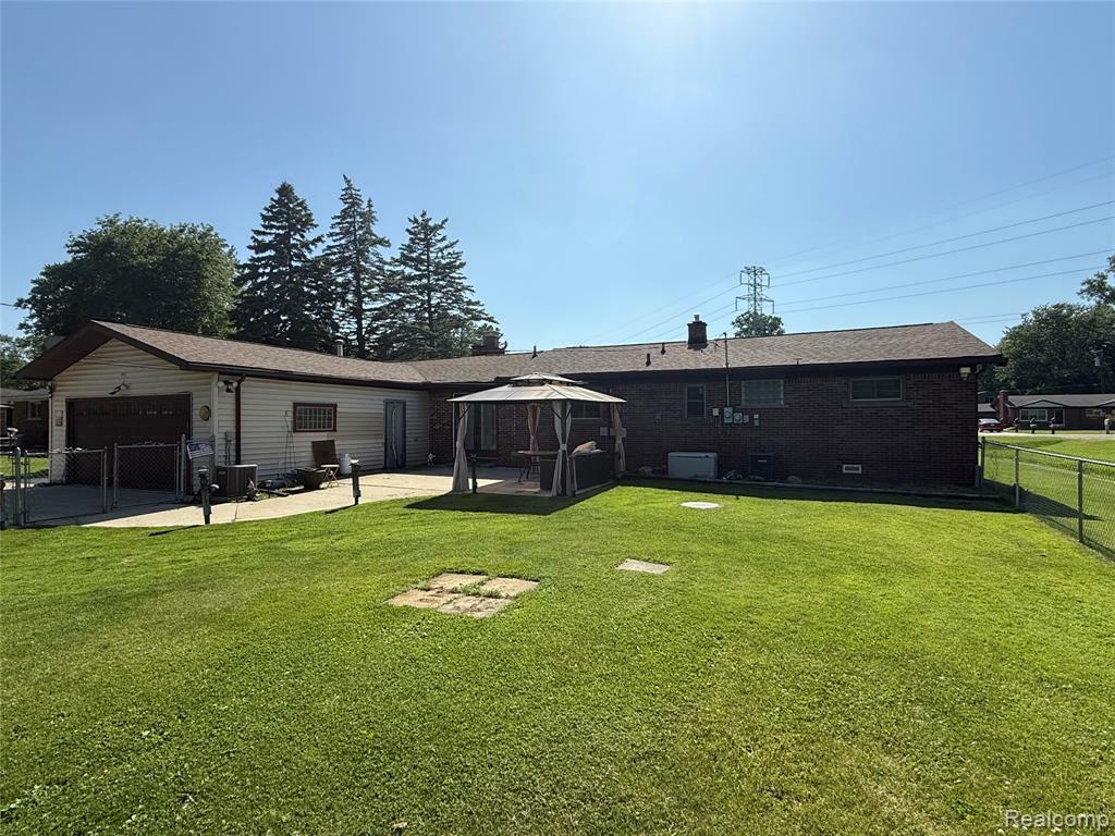 Property Photo: 53240 Odilon Avenue MI 48316 2551