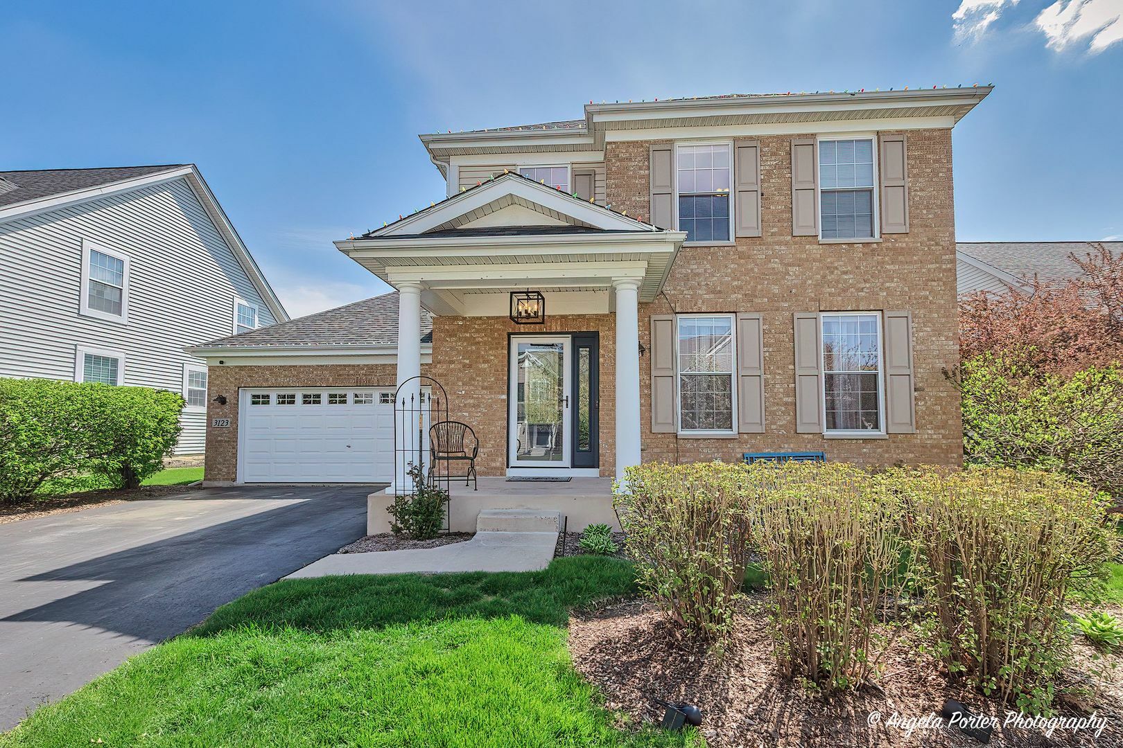 Property Photo: 3123 Concord Lane IL 60083
