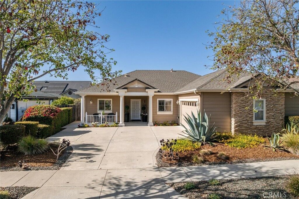 Property Photo:  1432 Blackberry Avenue  CA 93420 