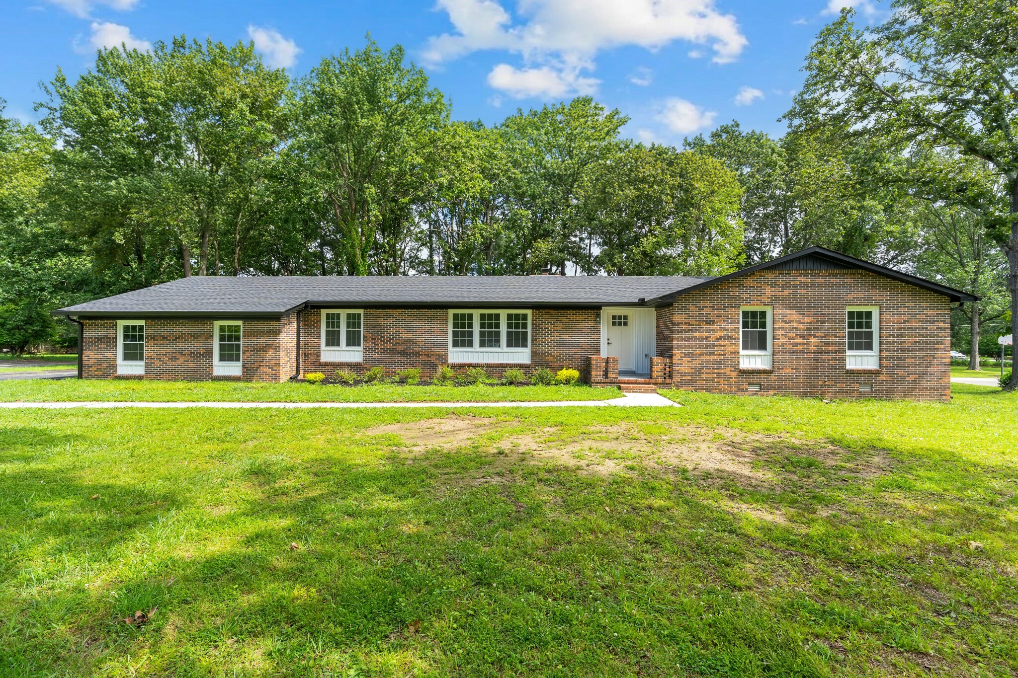 305 Twelve Oaks Rd  Tullahoma TN 37388 photo