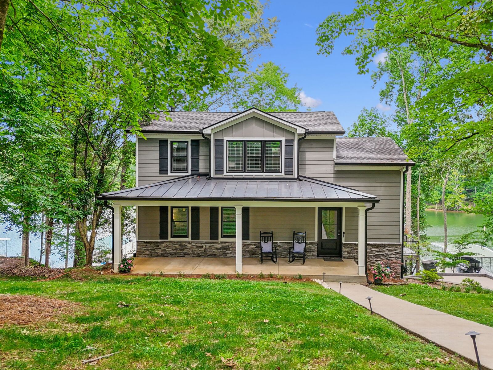 Property Photo:  408 Wildwood Cir  TN 37398 