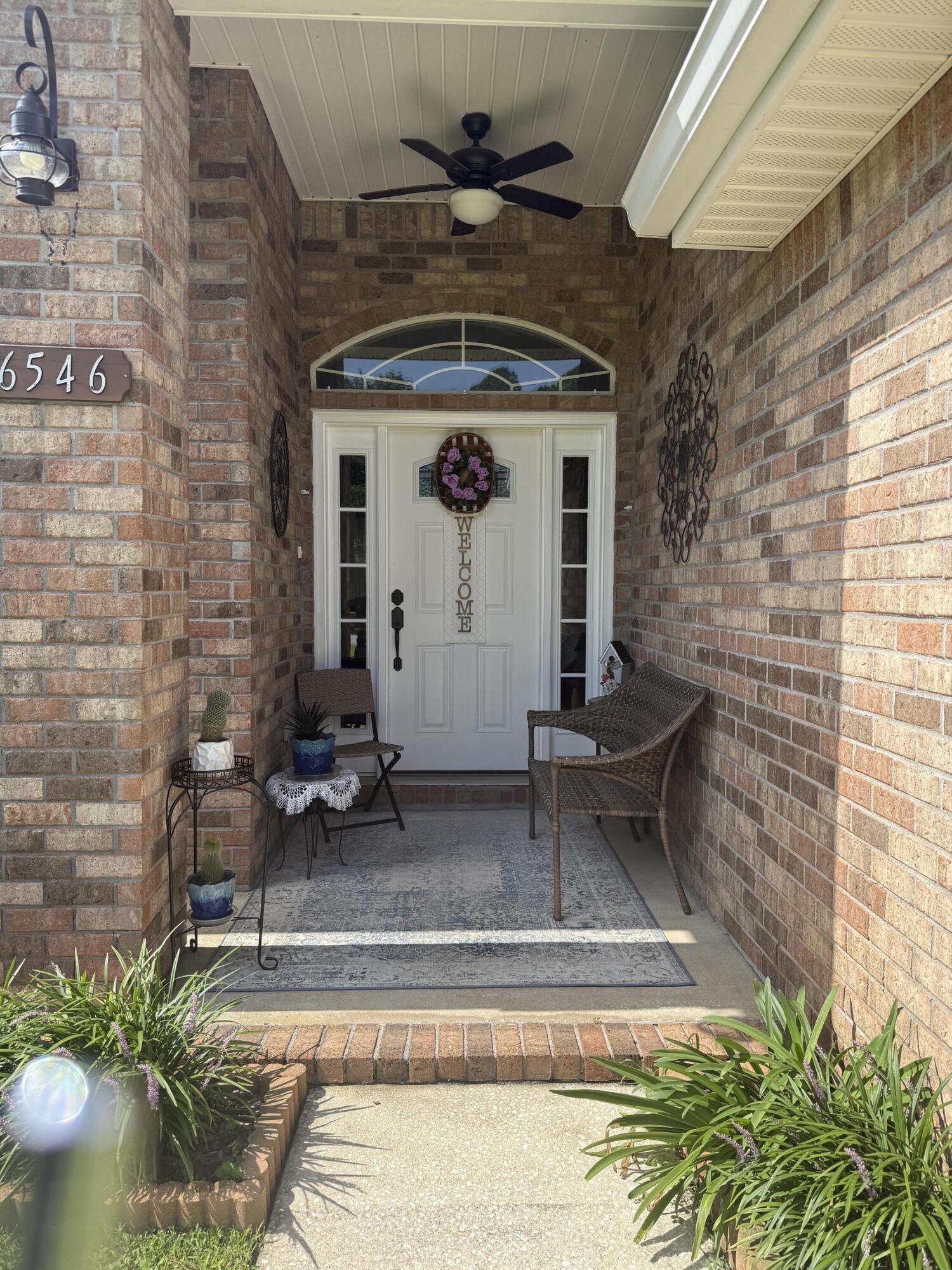 Property Photo: 6546 Bellingham Street FL 32566