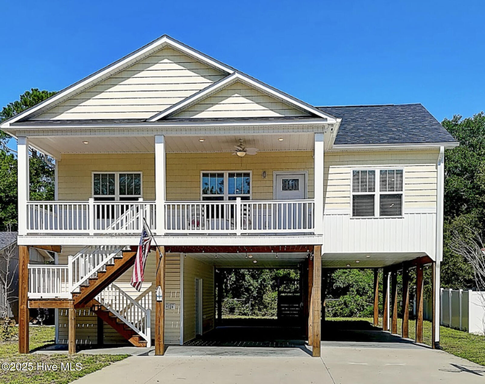 Property Photo:  109 SW 17th Street  NC 28465 
