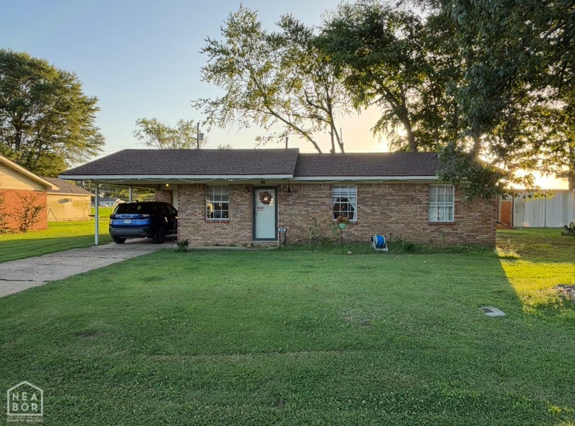 Property Photo: 205 Lynn Avenue AR 72419