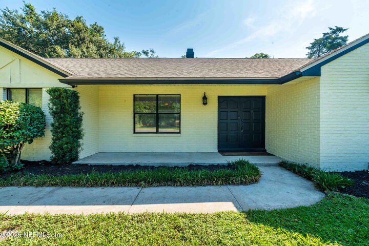 Property Photo: 2822 Circle Ridge Drive FL 32065