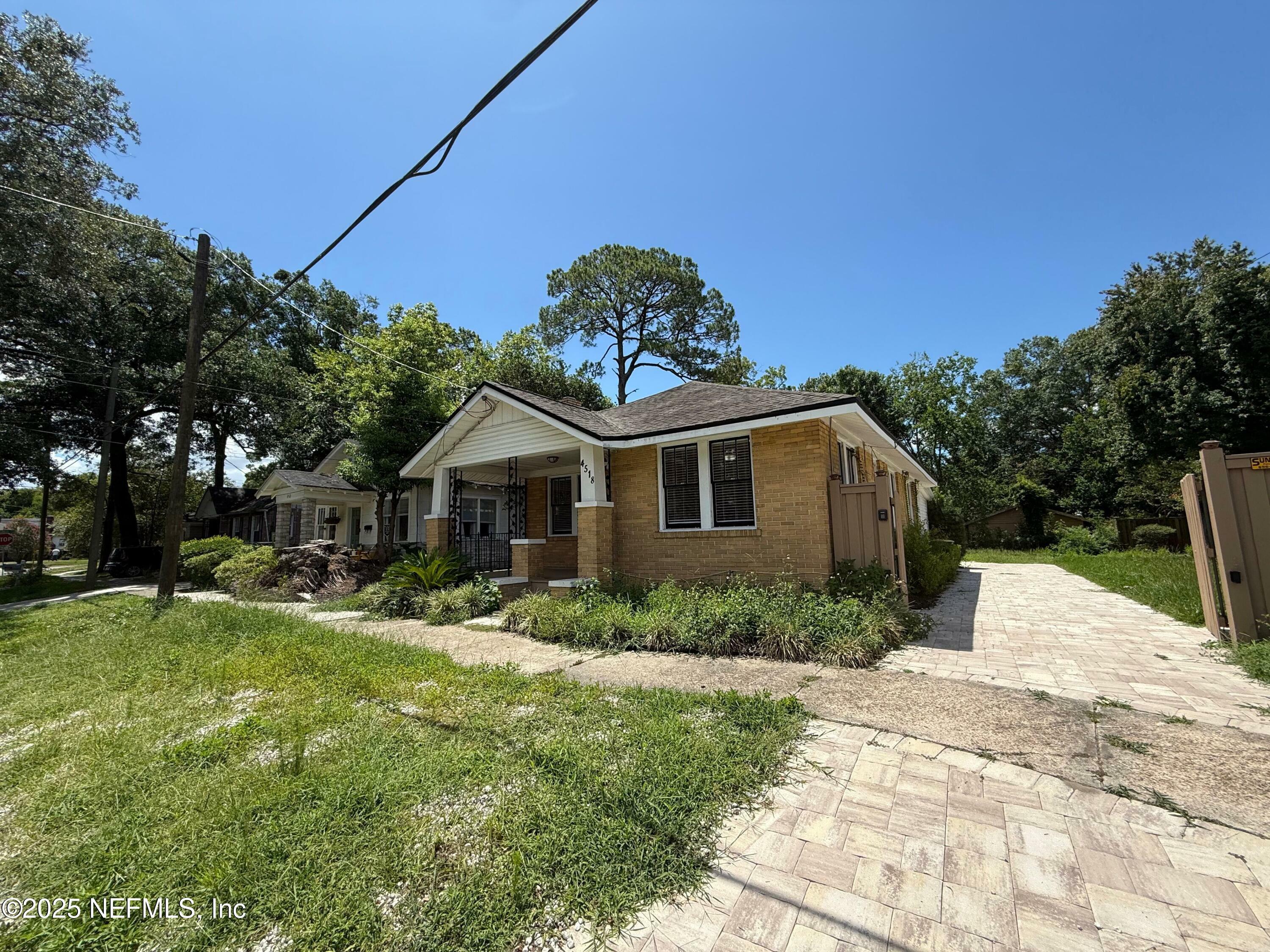 Property Photo: 4518 Astral Street FL 32205