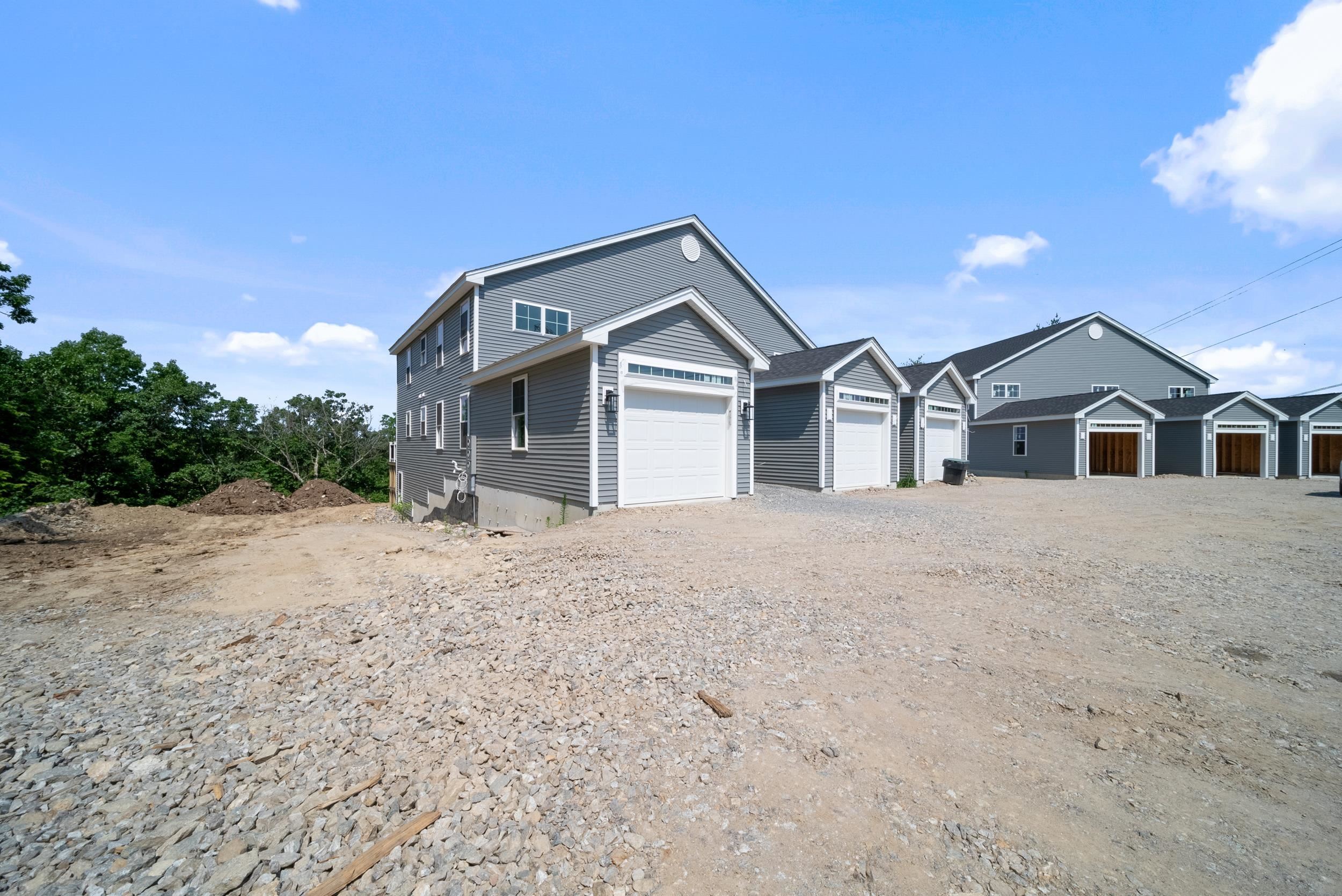 Property Photo: 11 Cypress Lane NH 03087