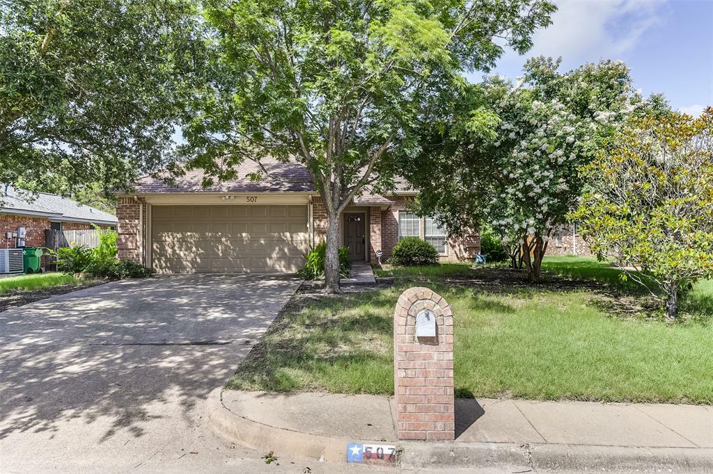 507 Tulane Drive  Waxahachie TX 75165 photo