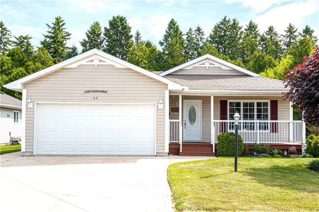 Photo de la propriété:  32 Illinois Crescent  ON L9Z 3A8 