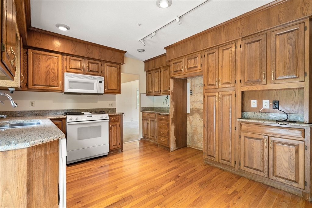 Property Photo: 3 Socrates Way MA 01890