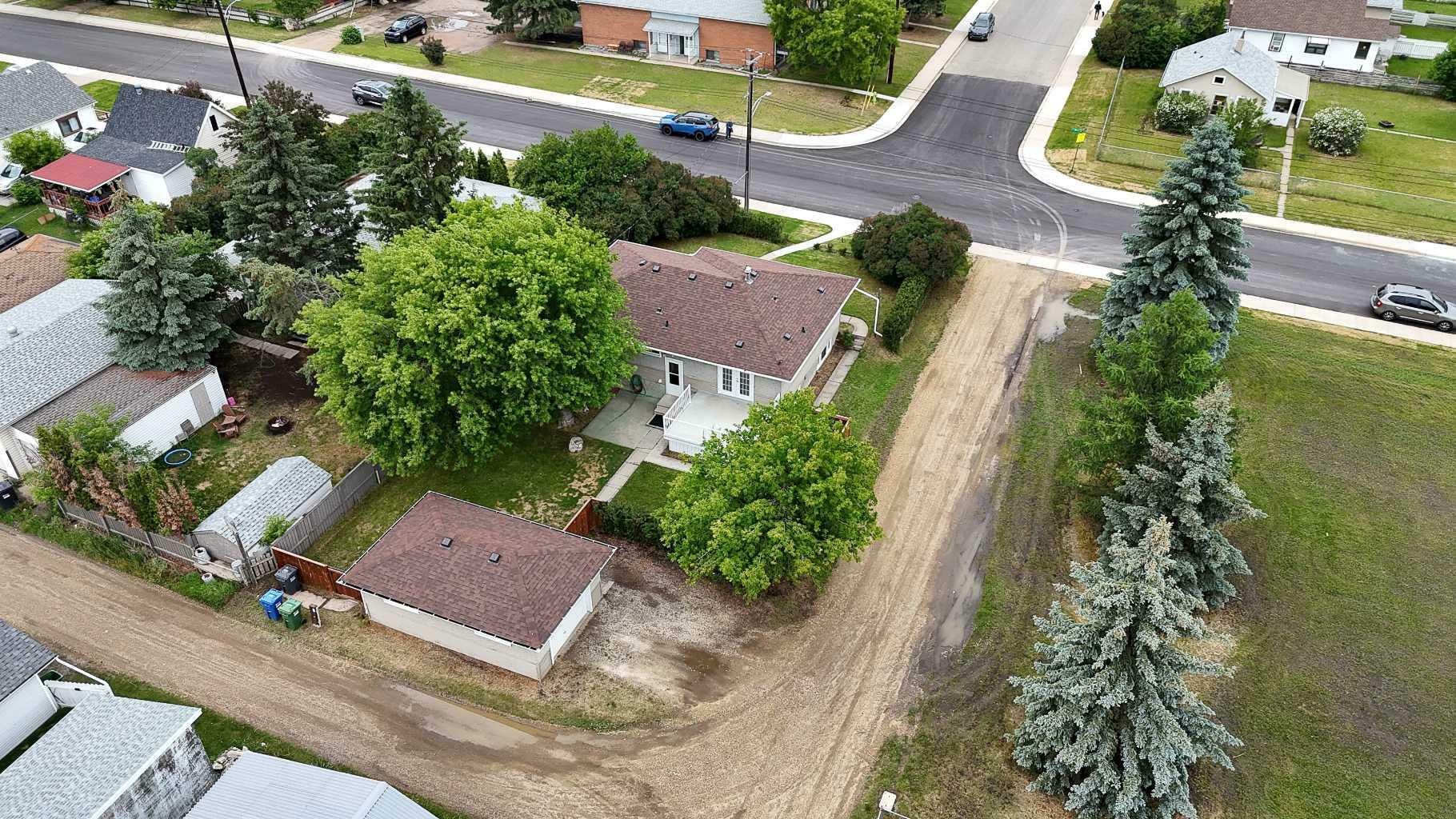 Photo de la propriété: 5701 57 Street AB T4N 2L2