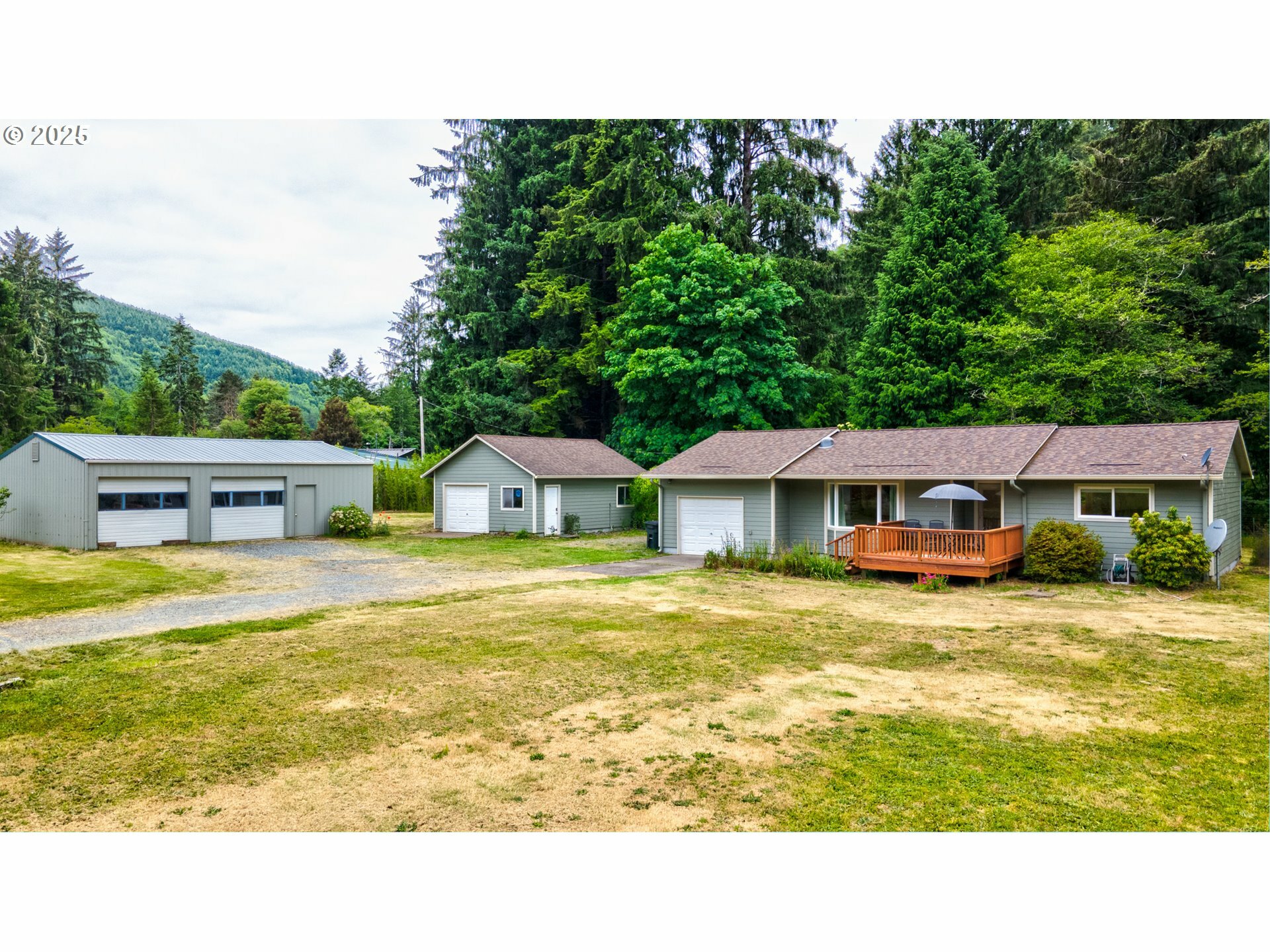 Property Photo: 26510 Foley Way OR 97131